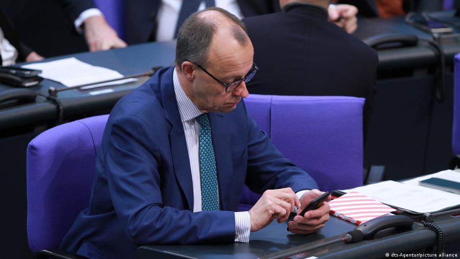 CDU Leader Friedrich Merz Supports Social Media Restrictions for Children