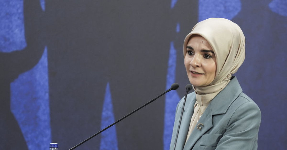 Bakan Göktaş: Dijital Dünyada Yasaklayıcı Değil Yol Gösterici Bir Strateji İzliyoruz