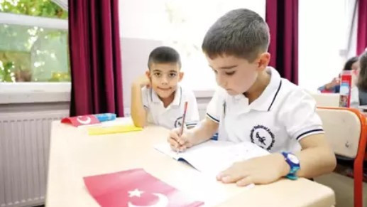 15-Year Age Limit Proposed for Social Media: New Draft Regulation from the Ministry