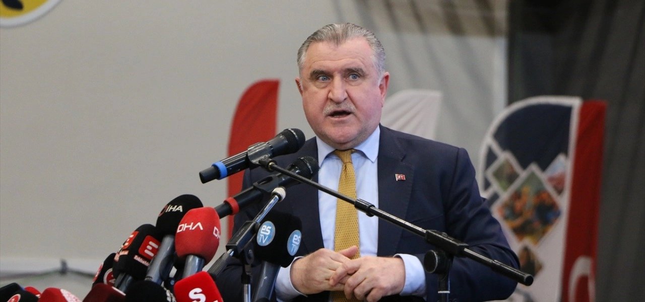 Bakan Bak Eskişehir'de Yunus Emre Spor Salonu'nu Açtı: "Türkiye Spor Ülkesi Oluyor"