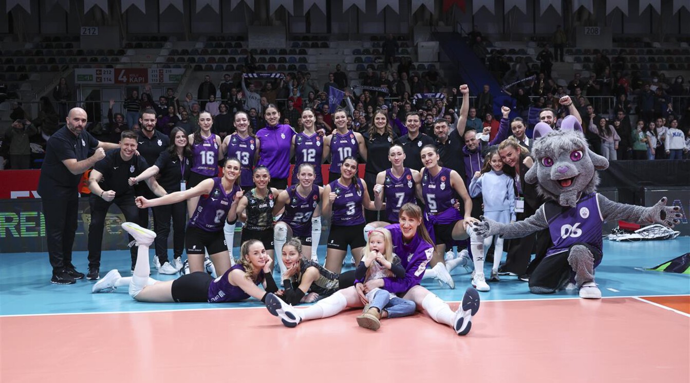 Zeren Spor, Dresdner'i 3-0 Mağlup Etti: Voleybol Liglerinde Heyecan Sürüyor