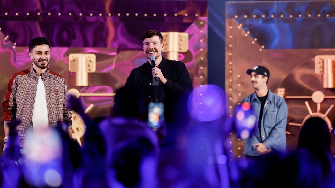 MrBeast'in Kesintisiz İletişim Sırrı: Renk Kodlu AirPods Rutini