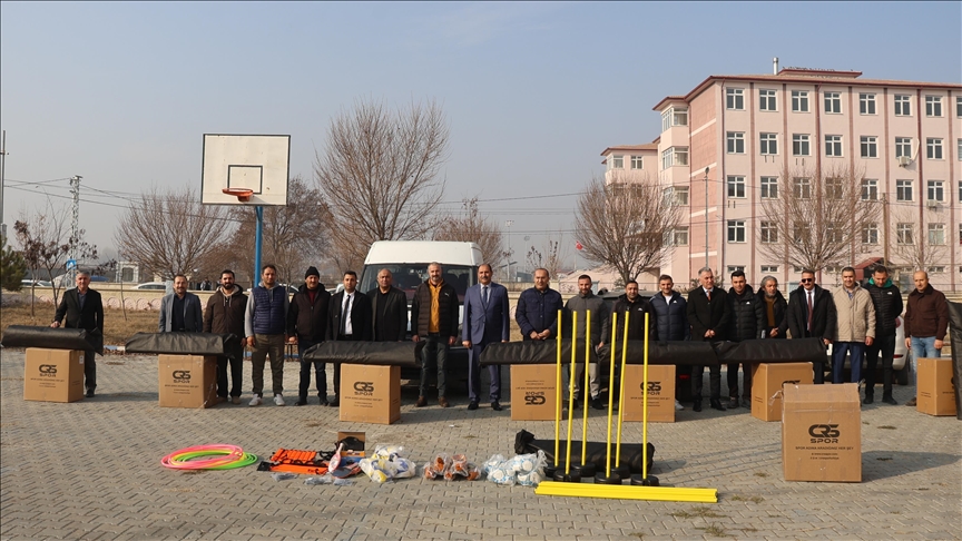 MEB'den Iğdır'daki 71 Ortaokula Kapsamlı Spor Malzemesi Desteği