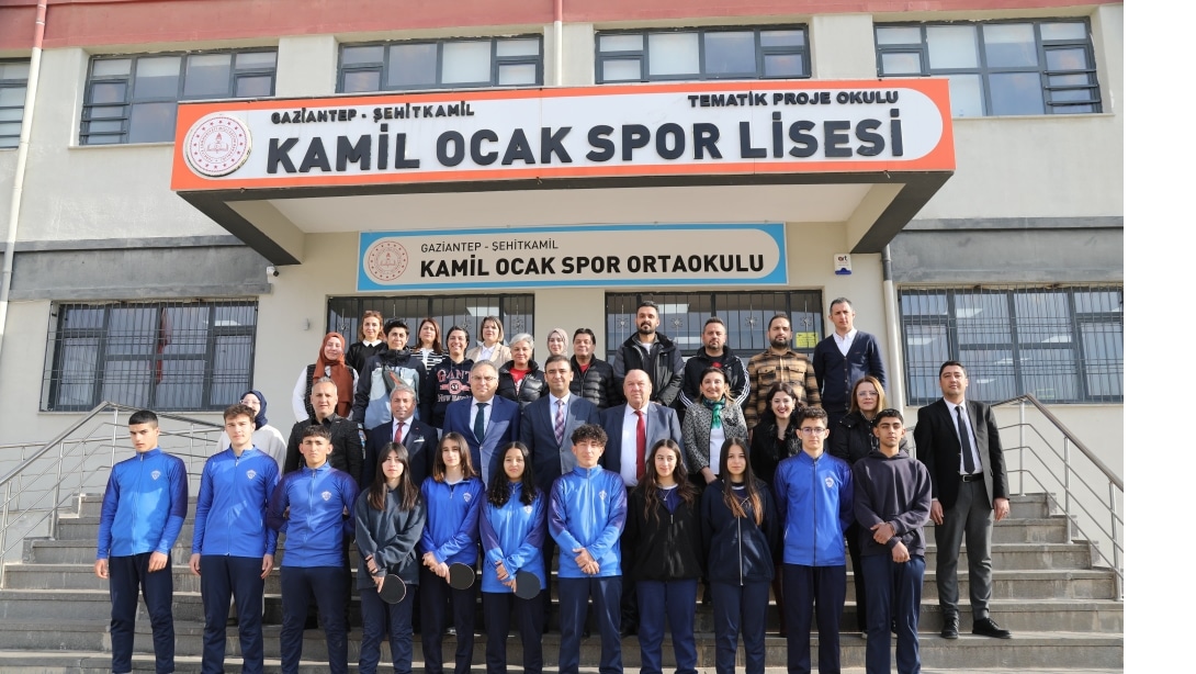 Gaziantep İl Millî Eğitim Müdürü Dr. Erdal Kılınç'tan Kâmil Ocak Spor Lisesine Ziyaret ve Kantin Denetimi