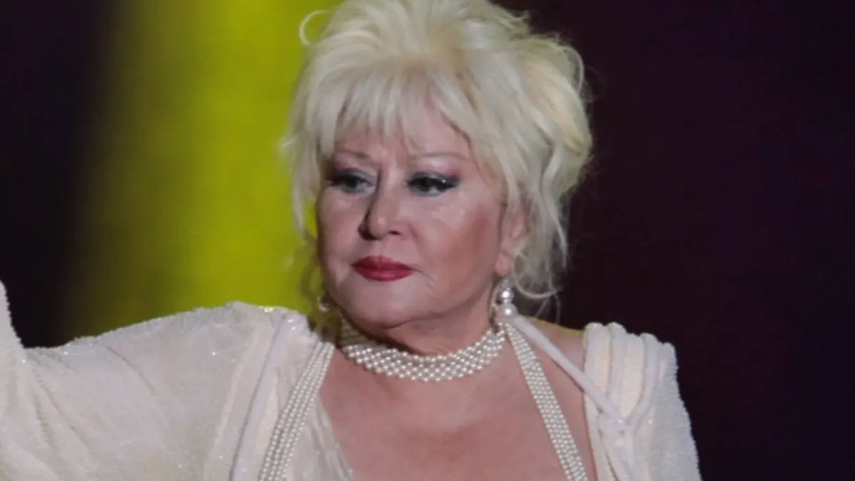 SON DAKİKA: Türk sanat müziğinin efsane isminden korkutan haber! Muazzez Abacı kalp krizi geçirdi!