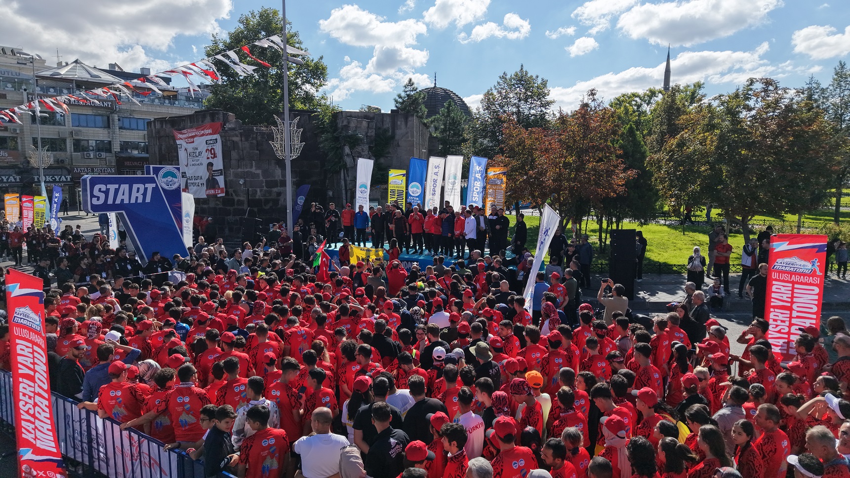 Büyükşehir İle Spor Dolu Bir Hafta: Kayseri Koştu, Türkiye Koştu, Dünya Koştu | Kayseri Büyükşehir Belediyesi