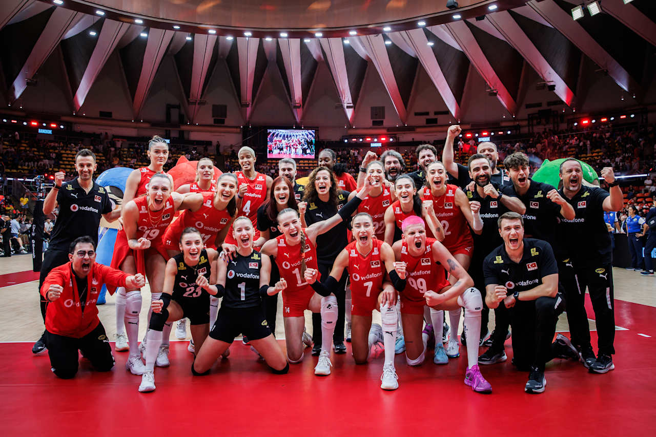 Filenin Sultanları Tarih Yazmaya Devam Ediyor ! Dünya Şampiyonasında Finaldeyiz - Türkiye Voleybol Federasyonu | TVF