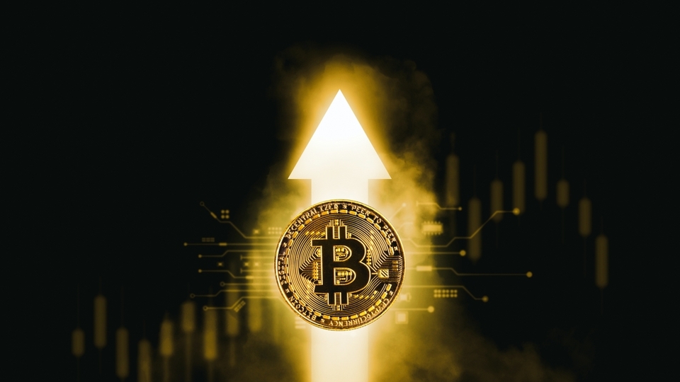 Bitcoin 112 bin dolara yaklaştı