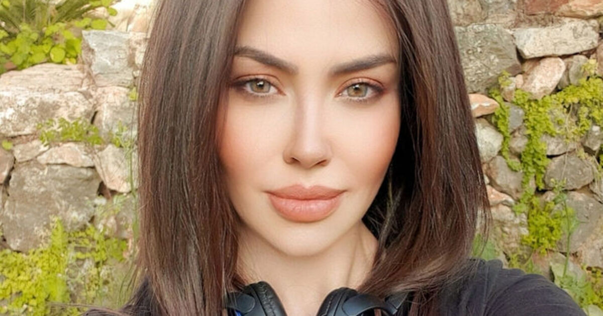 Şarkıcı Lara, İran'dan Türkiye'ye döndü - Magazin haberleri