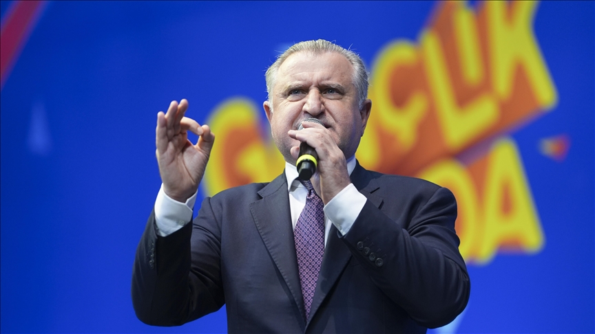 Gençlik ve Spor Bakanı Bak: Türkiye'nin gençleri, TEKNOFEST'le, sporla beraber gümbür gümbür geliyor