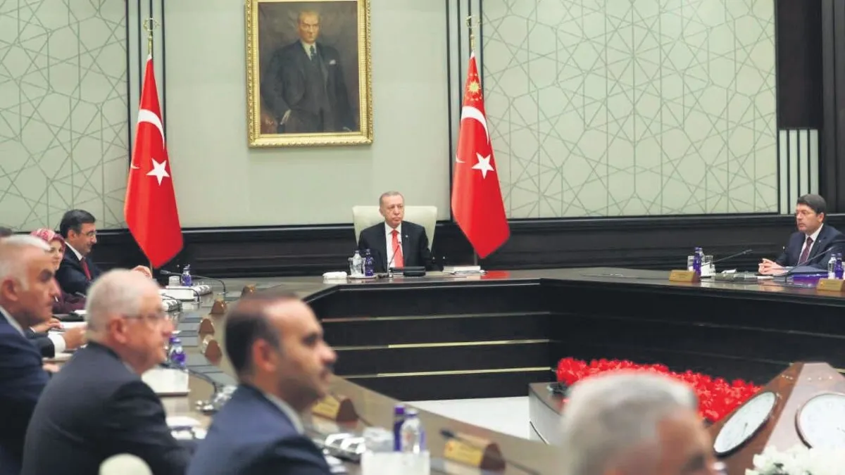 Kabine Toplantısı'nda 'Terörsüz Türkiye' Mesaisi: Yasal Reformlar ve Bölgesel Diplomasi Gündemde