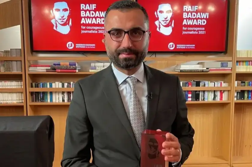 Gazeteci Alican Uludağ'ın Gözaltına Alınmasına Meslek Örgütleri ve Siyasilerden Tepki