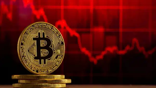 Bitcoin Drops to $64,000 Level: Global Risks Pressure Crypto Market