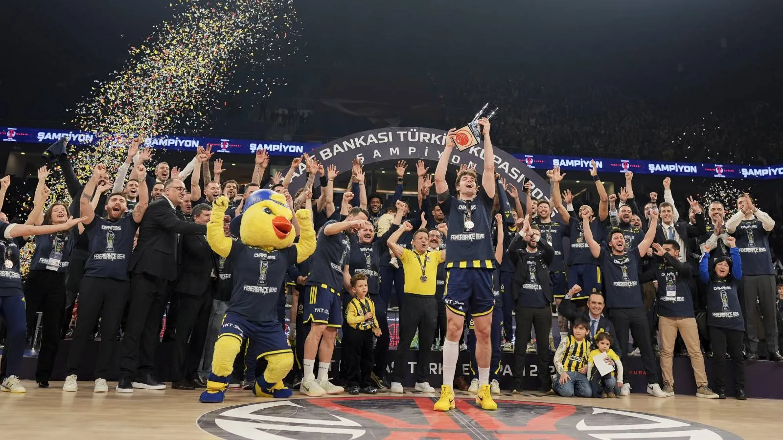 Fenerbahçe Beko Türkiye Kupası'nda 10. Kez Şampiyon: Beşiktaş'ı 91-74 Devirdi