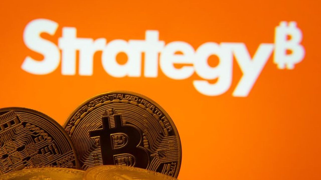 MicroStrategy Bitcoin Rezervini 717 Bin Adede Çıkardı: 592 BTC Daha Satın Alındı
