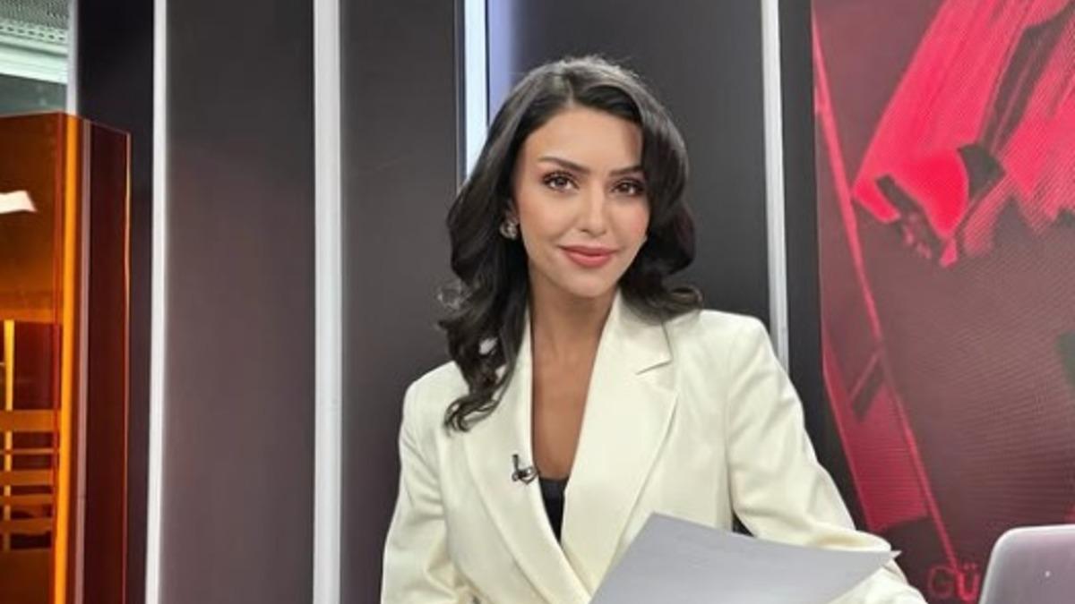 News Anchor Burçak Bozkuş Reveals Messages from Her Mother During Live Broadcast