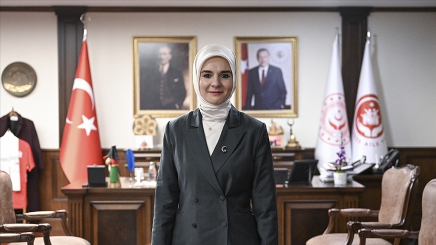 Bakan Göktaş'tan çocuklara yönelik "sosyal medya düzenlemesi" paylaşımı