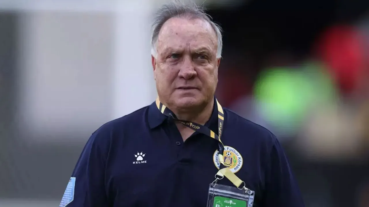 Dick Advocaat Curaçao Milli Takımı'ndan Ayrıldı: Görevi Fred Rutten Devraldı