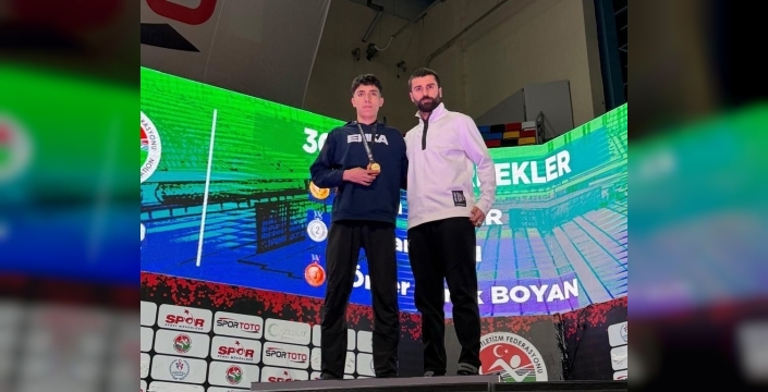 Adil Sani Konukoğlu Spor Lisesi Atletizmde Türkiye Şampiyonluklarına Ambargo Koydu