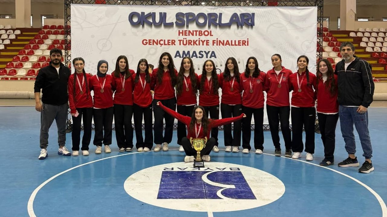 Batman Spor Lisesi Türkiye Üçüncüsü Oldu