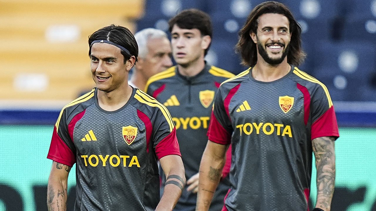 Roma, Fenerbahçe'ye Karşı Şampiyonlar Ligi Maçına Hazırlık Yapıyor