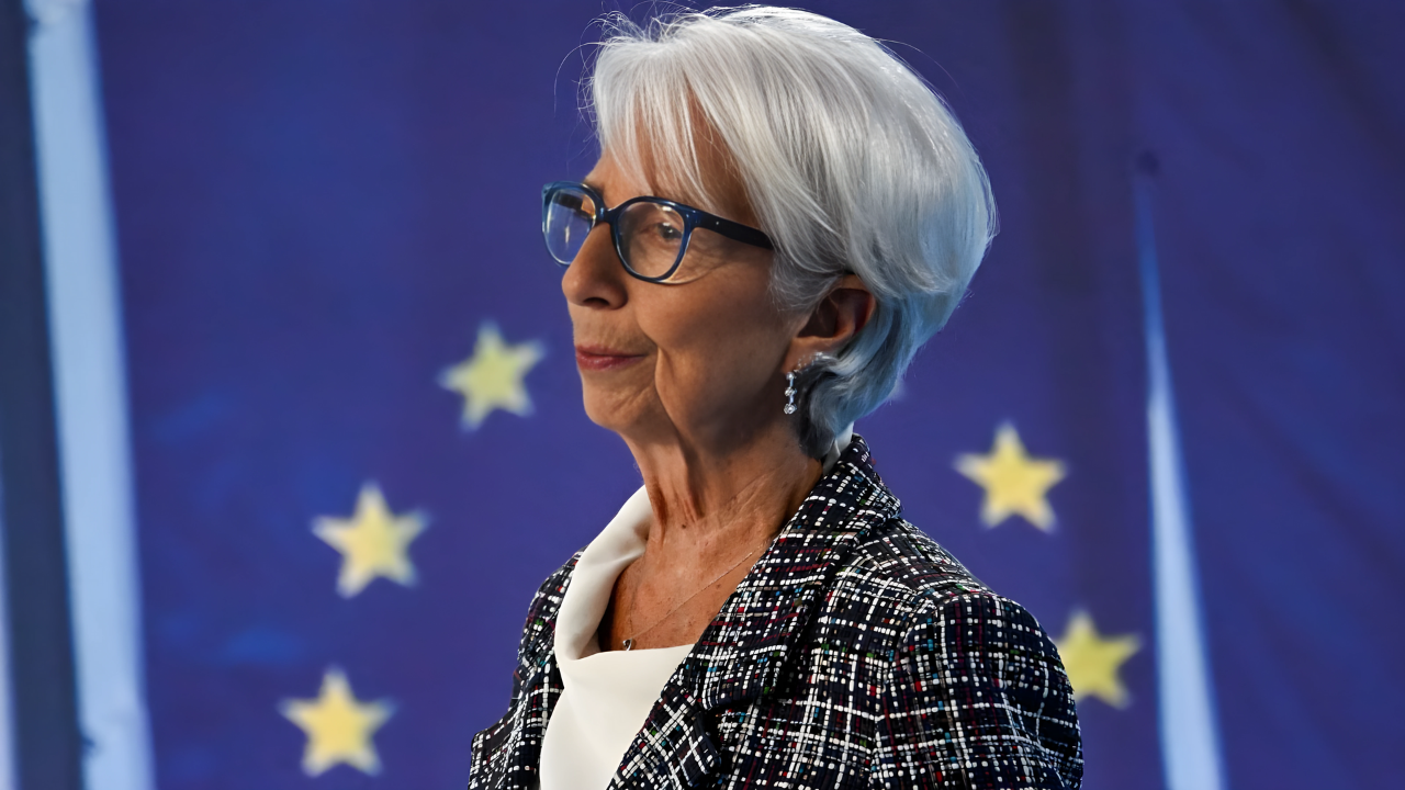Lagarde Criticizes Europe's External Dependence and Fragmentation