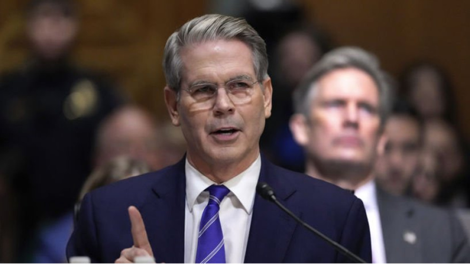 Bessent: If Democrats Win, Budget Deficit Reduction Plan Could Speed Up