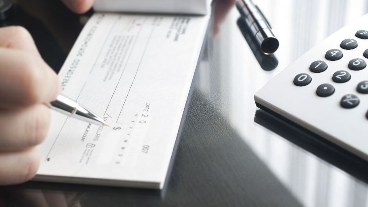 Ticari İşlemlerde Güven Sorunu: Karşılıksız Çek Riskine Karşı Alternatif Ödeme Yöntemleri