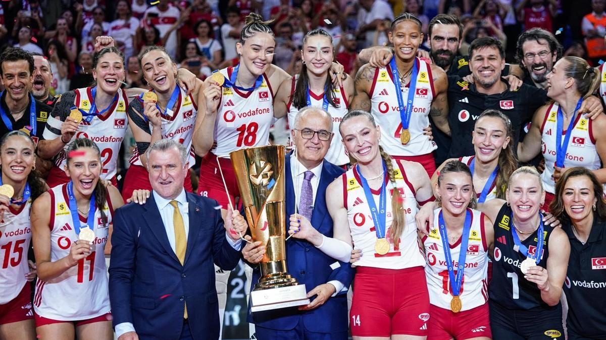 Türk Kadın Voleybolu 2026'da Milletler Ligi, Avrupa Şampiyonası ve Akdeniz Oyunları'nda Şampiyon Oldu, 2028 Los Angeles Olimpiyatları Bileti Aldı