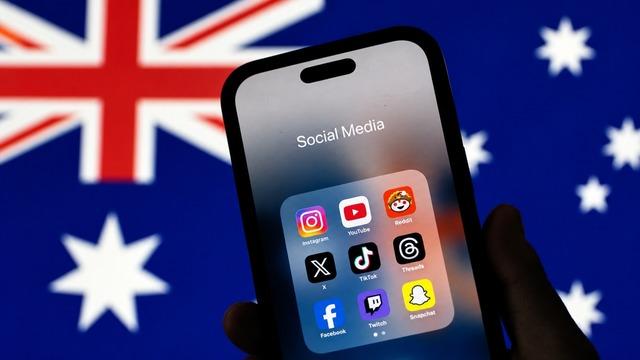 Australia Grants Right to Shut Down Social Media Algorithms