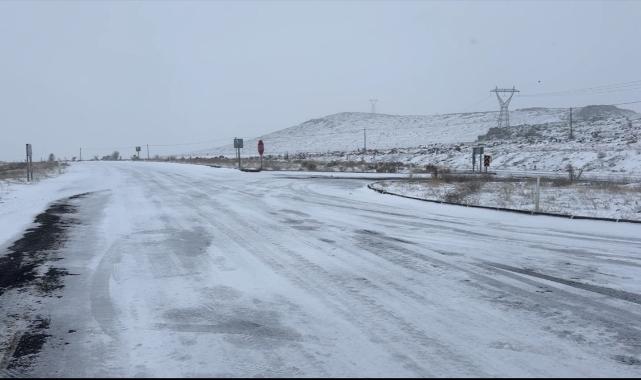 Heavy Snowfall and Low Temperatures in Niğde
