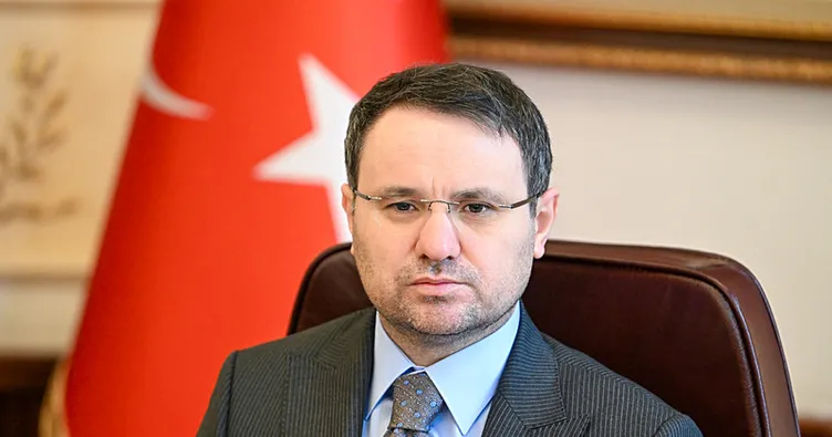 Justice Minister Proposes Social Media Regulation to Protect Children