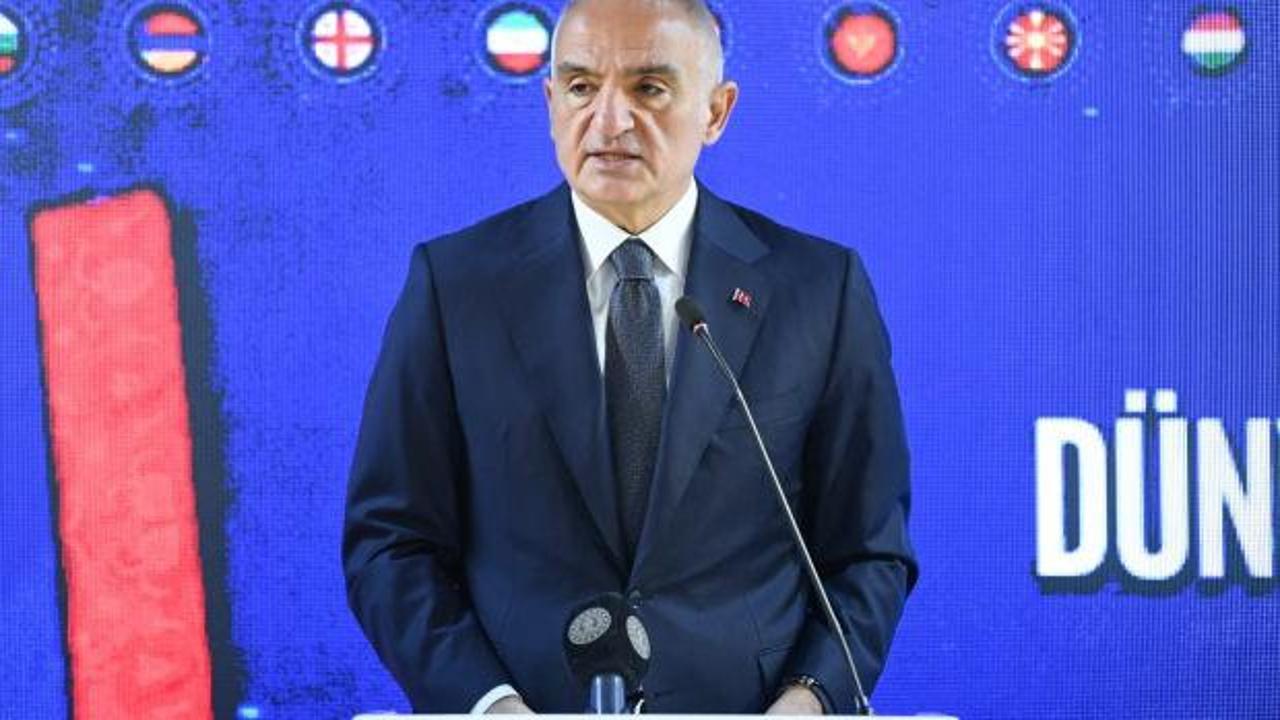 "Dünya Dillerinde Türkçe" Sözlüğü Tanıtıldı: Türkçenin Küresel Etkisi Belgelendi