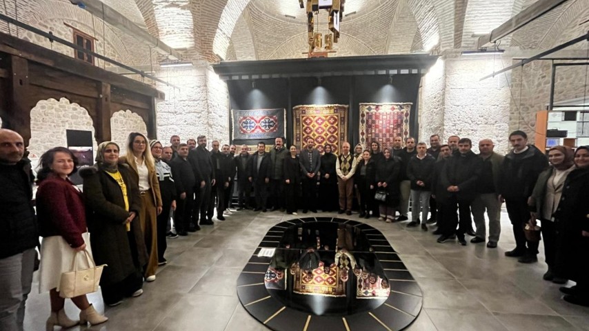 Konya Öğretmen Akademileri'nde Edebiyat ve Felsefe Oturumları