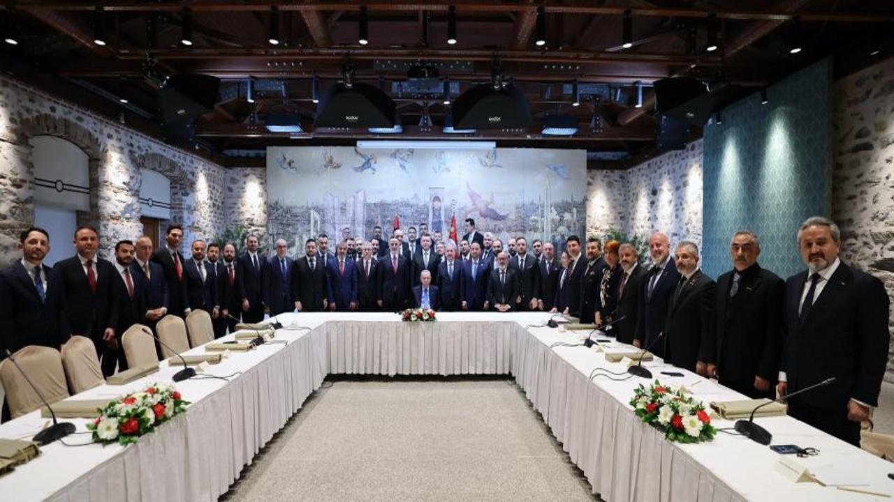 Cumhurbaşkanı Erdoğan, ASKON Heyetini Dolmabahçe'de Kabul Etti