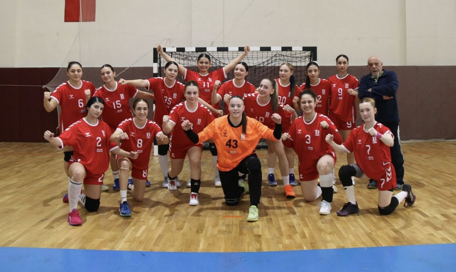 Okul Sporları Gençler Hentbol Türkiye Birinciliği Amasya'da Başladı