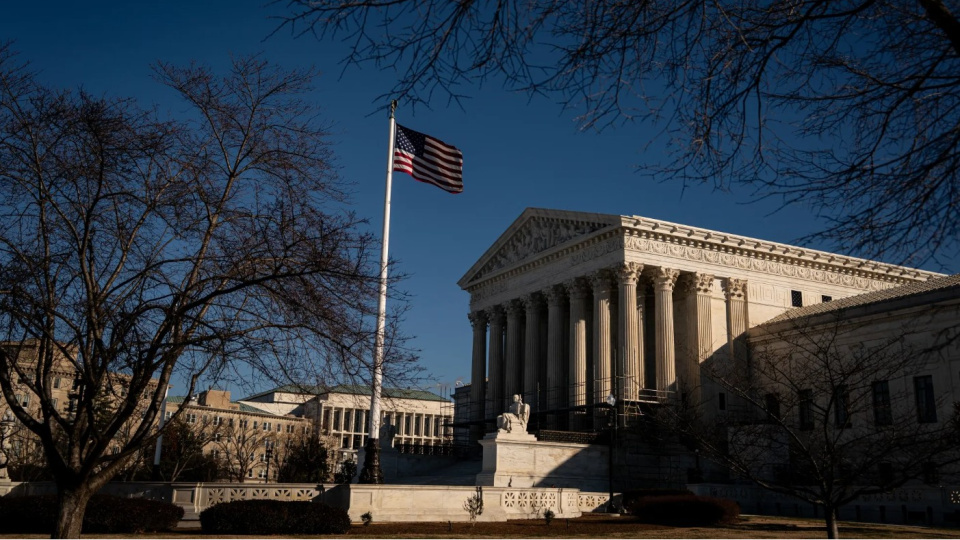 ABD Yüksek Mahkemesi Trump'ın küresel gümrük vergilerini reddetti