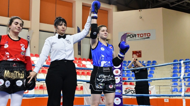 BEUN Spor Bilimleri Fakültesi Öğrencisi Sude Nur Basancı 3. Kez Türkiye Şampiyonu - Zonguldak Haberleri