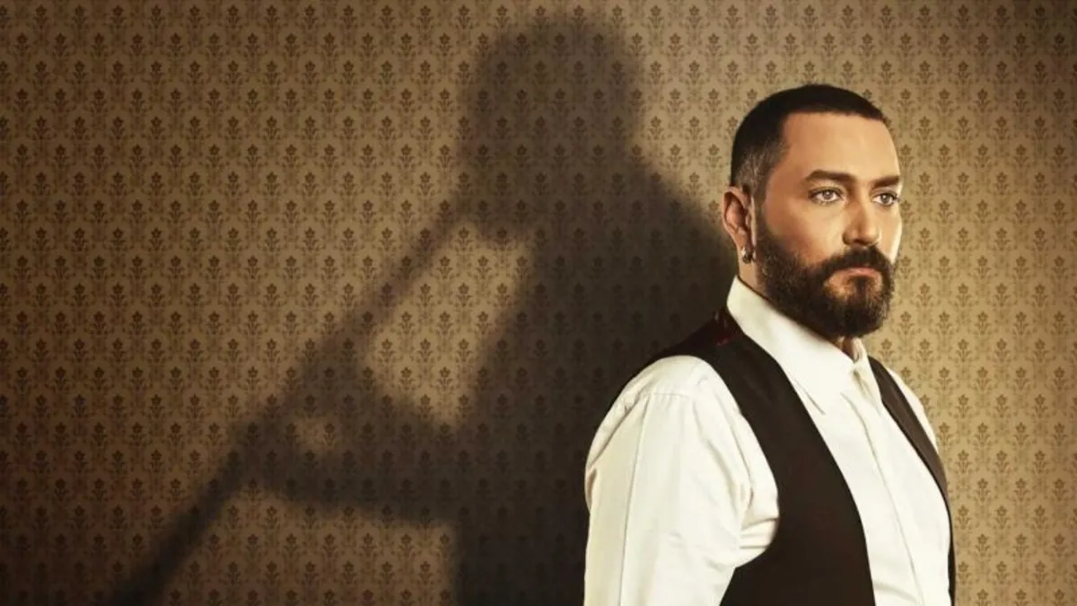 Double Joy for Hüsnü Şenlendirici's Family: Iftar Gathering and New Grandchild Excitement